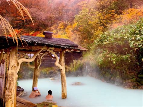 牛岳温泉スキー場 天気 - 雪と温泉の調和を探る